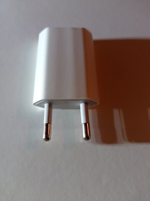ORYGINALNA ŁADOWARKA APPLE IPHONE USB MGN13ZM/A biały
