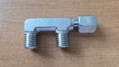 Actros mp1 mp2 mp3 axor atego патрубок насоса підйому кабіни 9309970171 фото №1