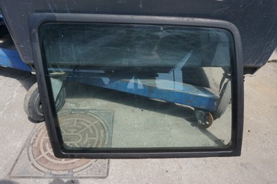 Galloper скло кузовна лівий задня long 5d 98-03r фото №1