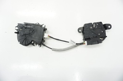 Bmw 2 f46 замок крышки задняя доводчик 7348530 фото №1