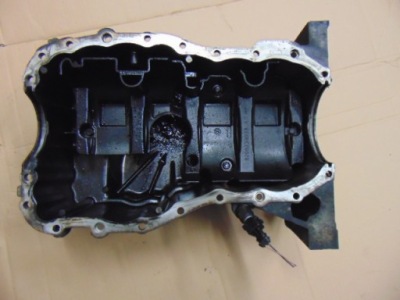 Поддон масляная 8200270722 renault 1.5 dci фото №1
