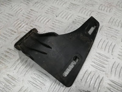 Peugeot 2008 кронштейн крила правий перед фото №1