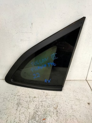 Hyundai tucson ii стекло кузовная 87820d300 фото №1