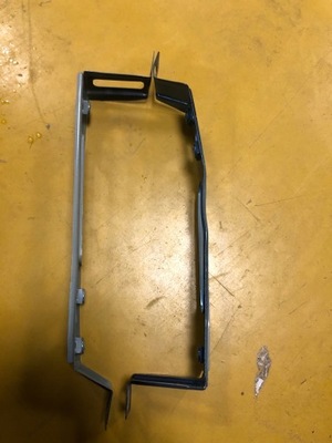 Ліва кронштейн кронштейн крила renault kadjar фото №1