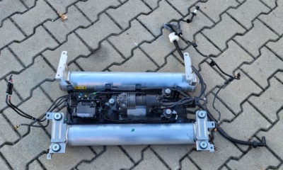 Maserati levante компресор повітря бак 06701589010 фото №1