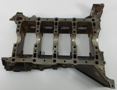 Напівблок двигуна основа підпора вала jaguar s-type 4.2 фото №1