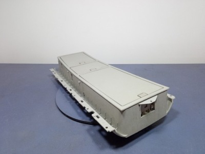 Opel zafira b бардачок стельовий дах передній 1711828d фото №1