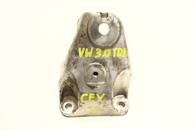 Vw phaeton 3.0 tdi cex кронштейн двигателя правая фото №1