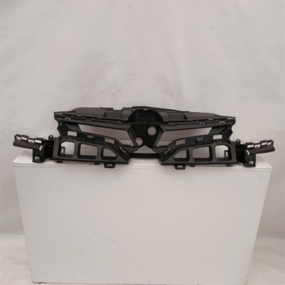 Решітка радіатора решітка радіатора renault megane 3 iii рестайлінг  2013-2016 620367995r фото №1