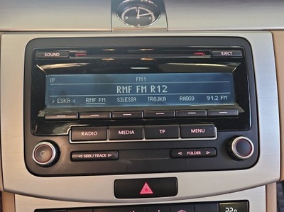 Радио заводской vw passat cc 1k0035186an радиопроигрыватель фото №1