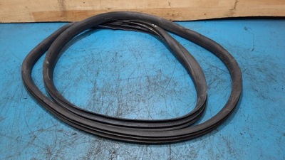 Прокладка двері правий задня volvo v60 10-18r фото №1