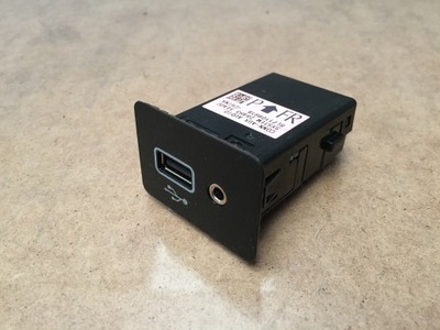 Micra k14 вхід usb aux фото №1