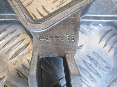 Проставка кришки клапанів iveco eurocargo 5.9 фото №1