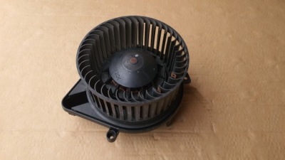 Повітродувка обдув audi a4 b6 8e1820021b фото №1
