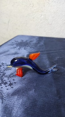 szklana figurka delfin kolorowe szkło