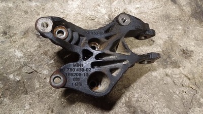 Mini cooper r56 1.6 b кронштейн двигателя 6780439 фото №1