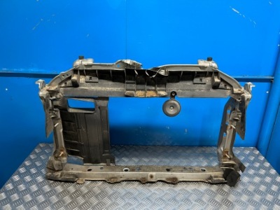 Toyota yaris ii pas передний усилитель передний фото №1