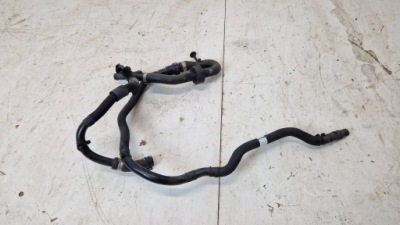 Патрубок шланг трубка води радіатора jaguar i-pace j9d3-8d320-ad фото №1