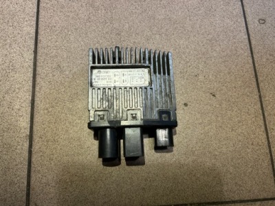 Vw t5 блок управления модуль вентиляторов 1.9 2.5 фото №1