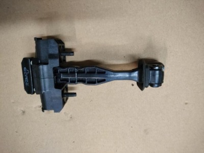 Bmw 1 f40 2021 обмежувач двері перед передніх фото №1