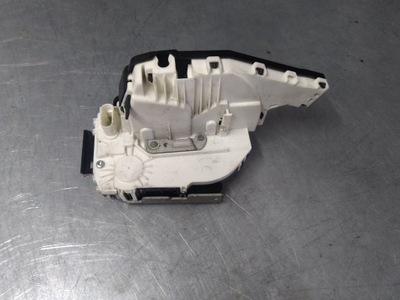 Pacifica 2016-2020r замок двері правий перед фото №1