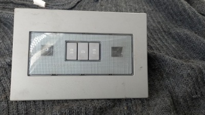 Освітлення кабіни opel zafira b 06r 13173294 фото №1