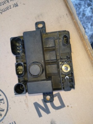 Bmw x3 f25 f10 модуль блок управления питания распределитель фото №1