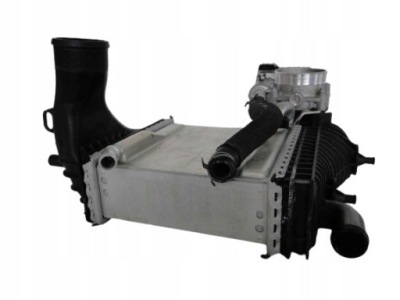 Mercedes радиатор интеркулер правый  m177 бензин фото №1