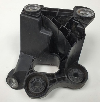 Кронштейн кронштейн насоса abs mercedes w212 фото №1