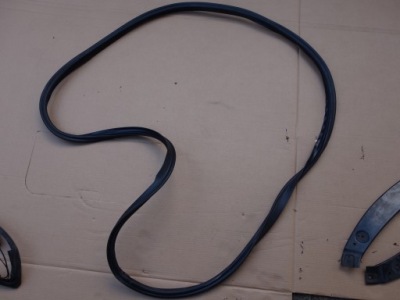 Прокладка крышки багажника audi a6 c7 универсал 4g9 фото №1