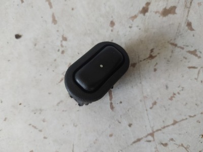 Кнопка панель підйому вікон правий перед opel zafira a 13363100 фото №1