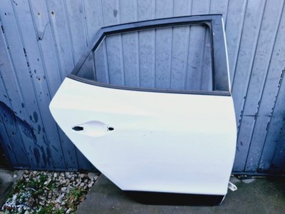 Hyundai ix35 дверь правый задняя задние фото №1