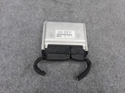 Бортовий комп'ютер двигуна audi a4 b5 2.4 v6 фото №1