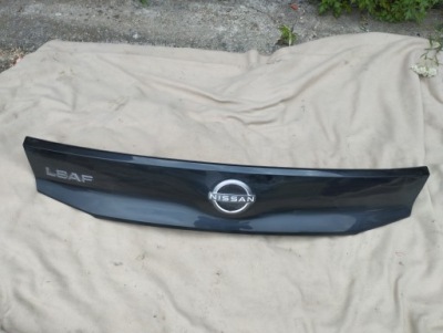 Накладка кришки задня nissan leaf фото №1