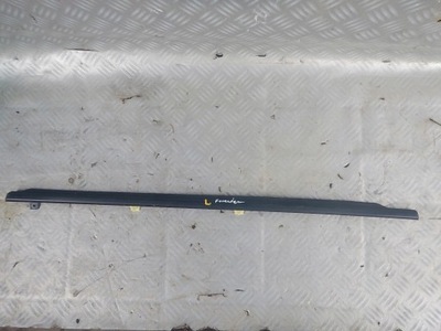 Subaru forester ii lift 06- левая молдинг дверь задняя фото №1