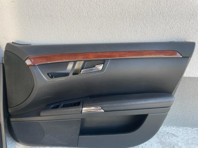 Обшивка оббивка двері правий перед mercedes w221 фото №1