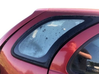 Almera n15 95-00 стекло кузовная задняя правая hb 5d фото №1