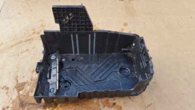 Opel corsa f основание аккумулятор 9830928180 фото №1