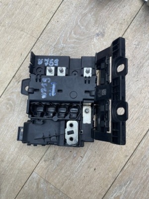 Bmw g30 g31 коробка распределитель тока 6802943 фото №1