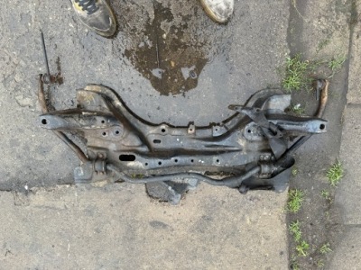 Підрамник pod двигун підрамник перед honda jazz ii фото №1