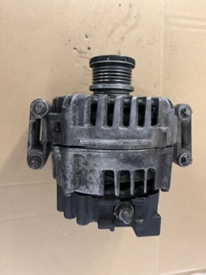 Генератор mercedes sprinter 2,2 cdi a6519065700 фото №1