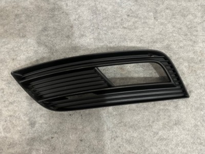 Audi a4 b8 левая решётка бампера фото №1