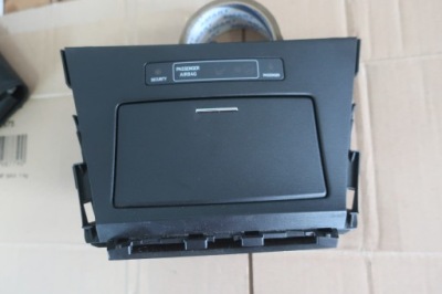 Toyota avensis t27 бардачок пепельница europa 09-11 фото №1