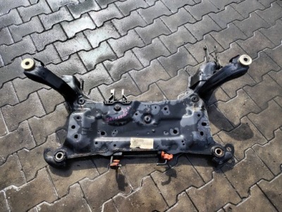 Подрамник поперечина volvo v40 2 2 2.0 d3 фото №1