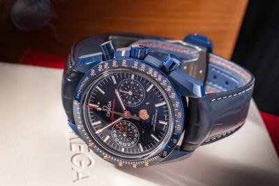 OMEGA SPEEDMASTER BLUE SIDE OF THE MOON CERAMIC MOONPHASE AUTOMATIC 44/KPL