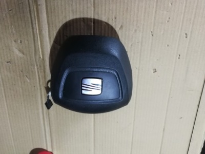 Подушка повітряна подушка безпеки водія seat exeo 3r фото №1