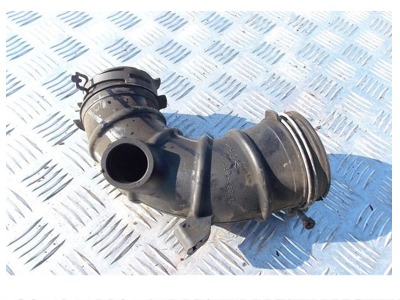 Toyota rav4 2.0 vvti 2001r - труба фильтра воздуха фото №1