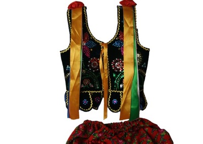 Kolekcjonerski zdobiony strój krakowianki