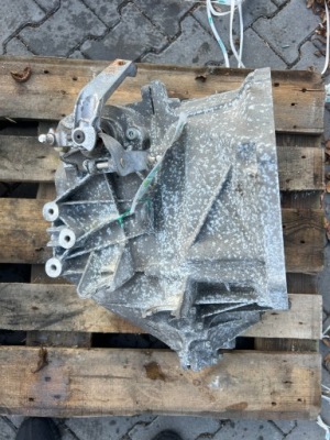 Mini f55 b38 коробка передач механічна коробка передач gs6-58bg 8687637 фото №1