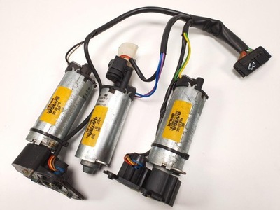 Моторчик регулювання сидіння лівий volvo c70 i kpl фото №1